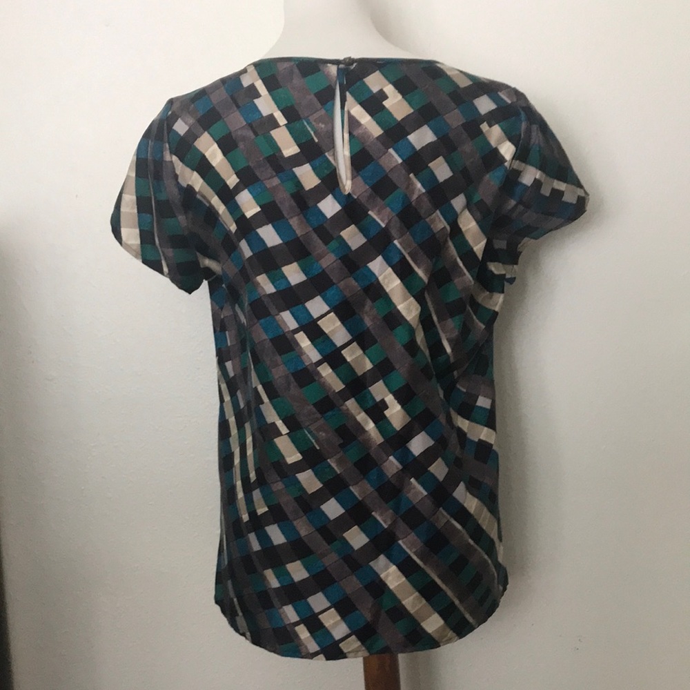 Women’s Silk Blouse - Picture 7 of 12